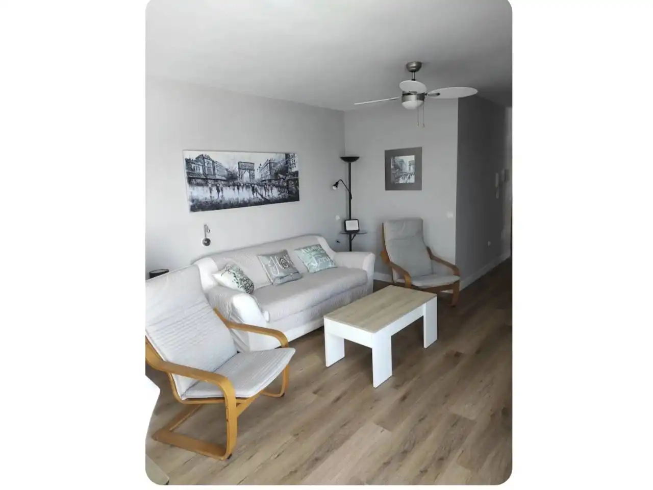 Piso de 98 m² en Roquetas de Mar