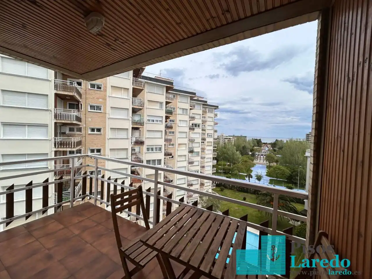 Piso de 65 m² en Laredo