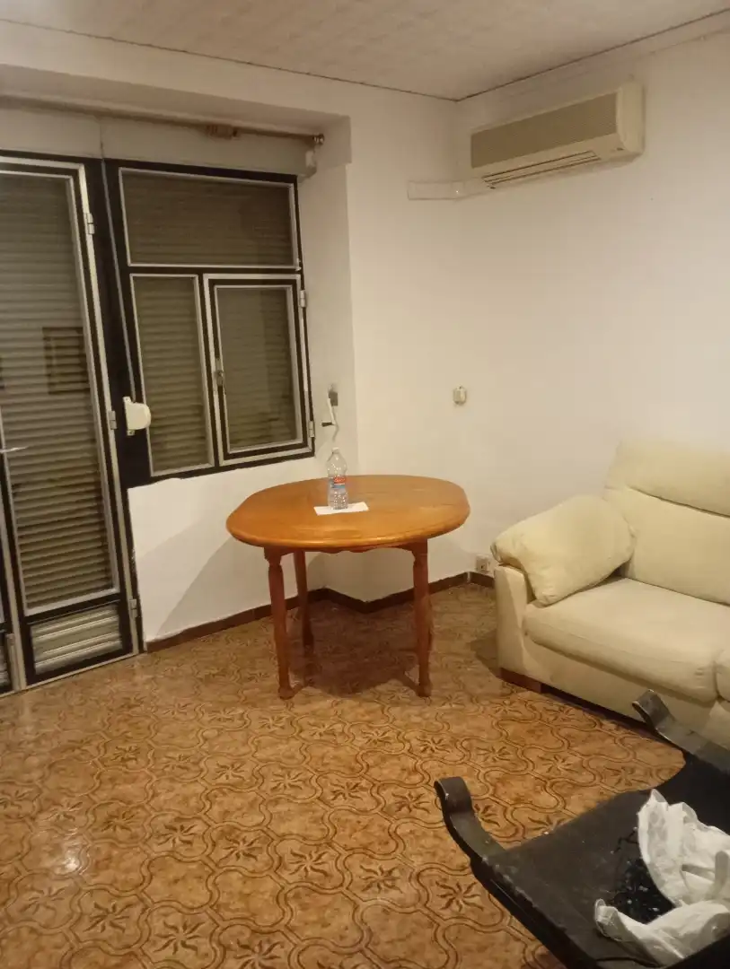 Casa de 75 m² en Faura