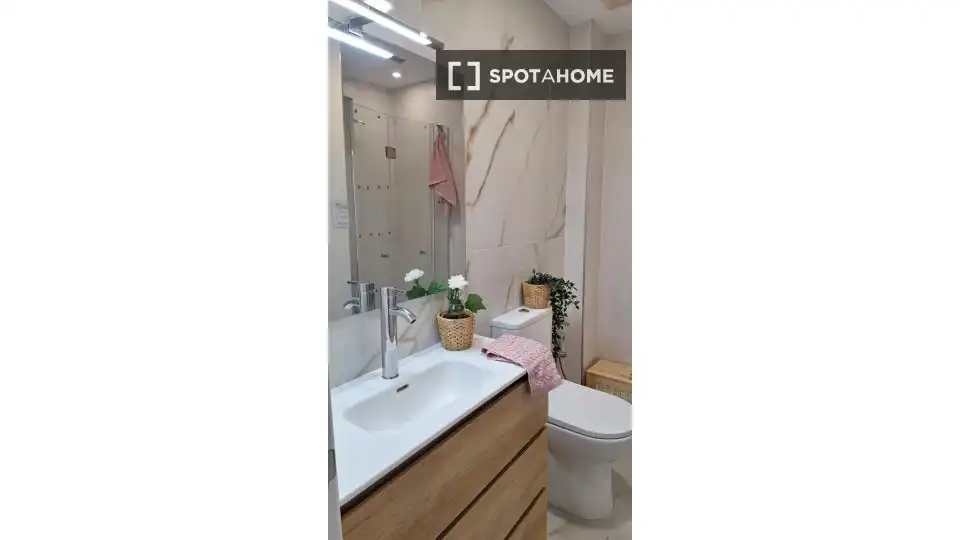 Habitación 79 m², Sevilla
