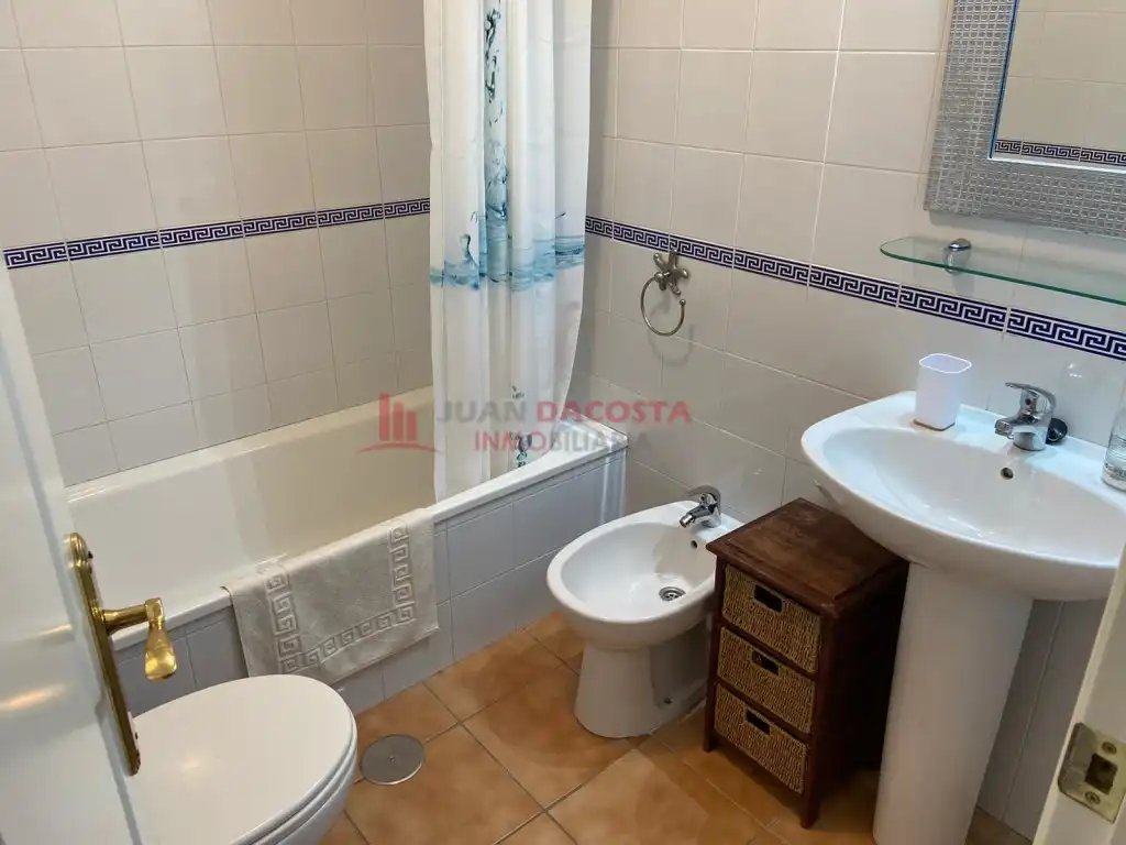 Casa de 65 m² en Lepe