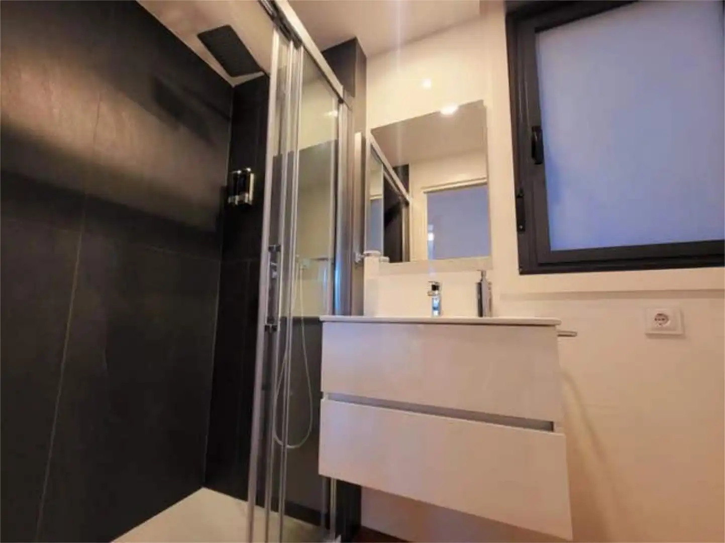 Piso de 80 m² en Vigo