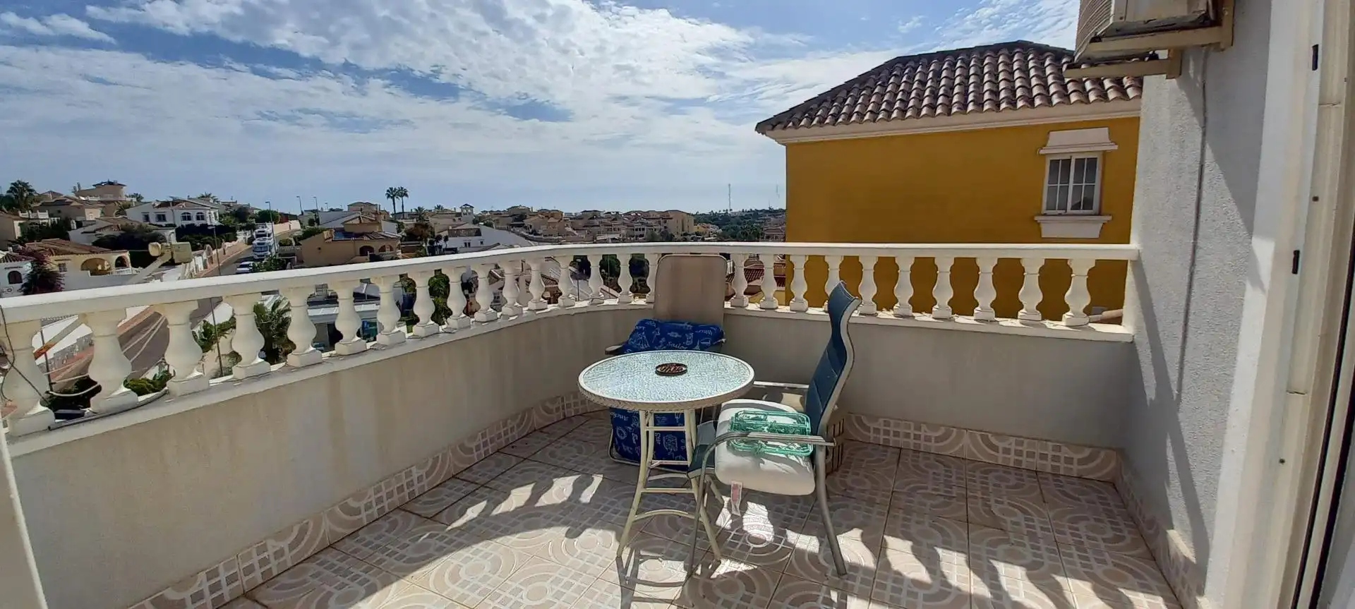 Casa de 123 m² a Oriola