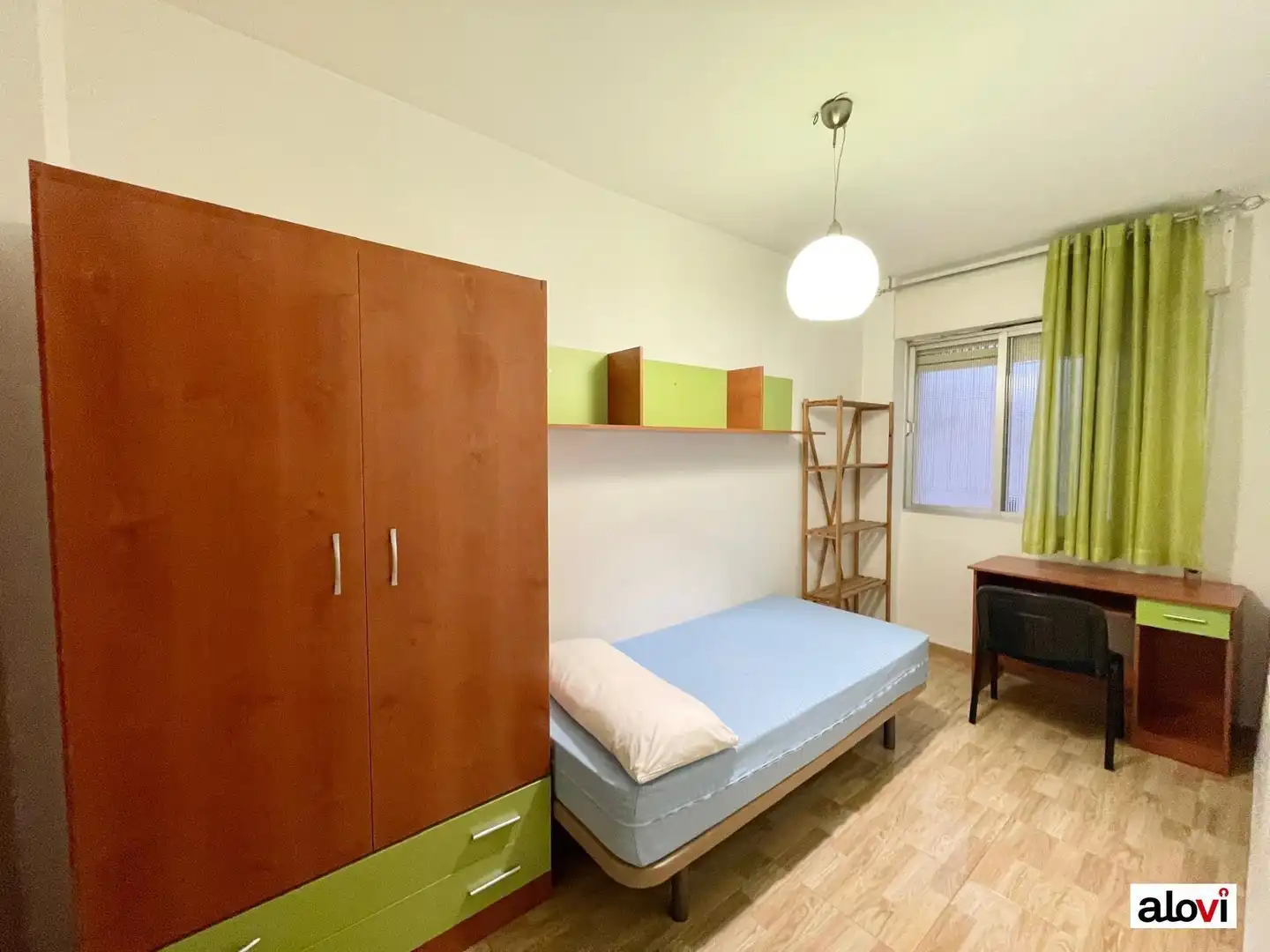Habitación 90 m², Granada