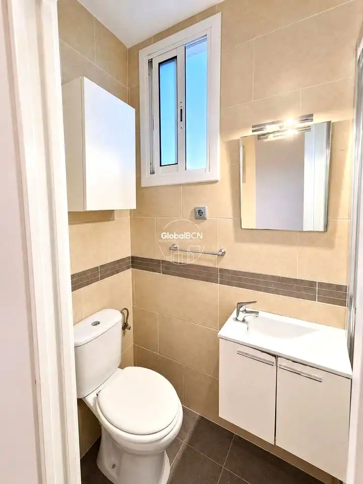 Квартира 30 м² у Барселоні