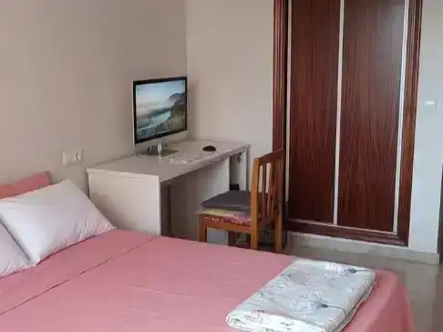 Habitación 80 m², Almería