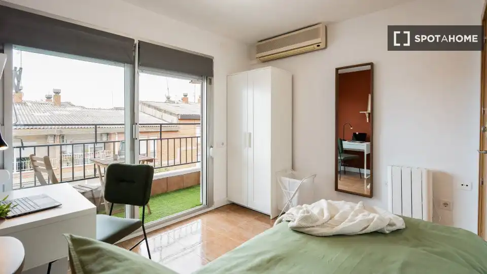 Habitación 87 m², Sabadell