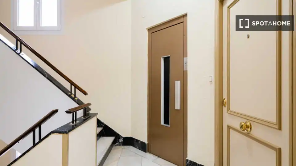Habitación 140 m², Madrid