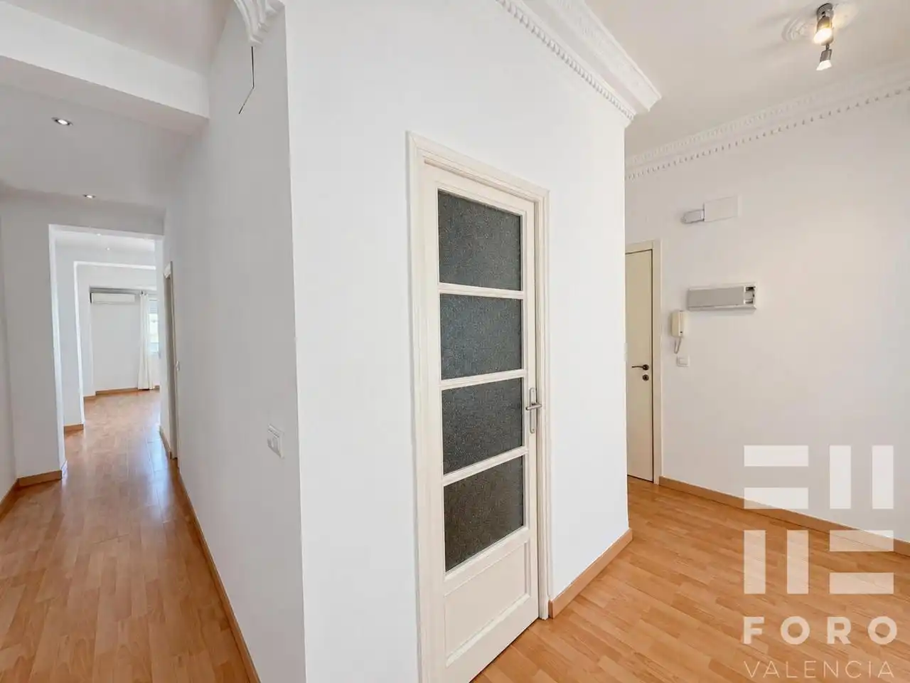Wohnung 93 m² in Valencia