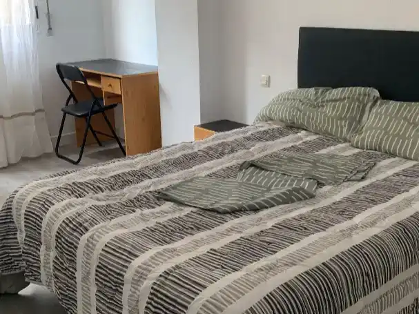 Habitación 90 m², Logroño