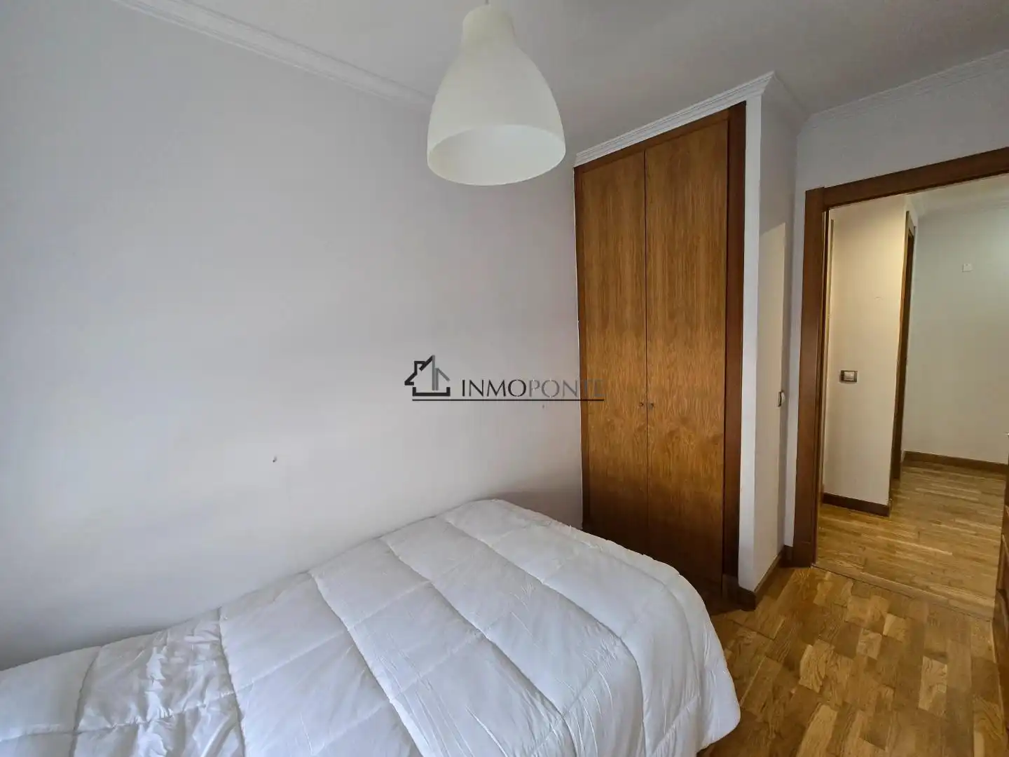 Piso de 80 m² en Poio
