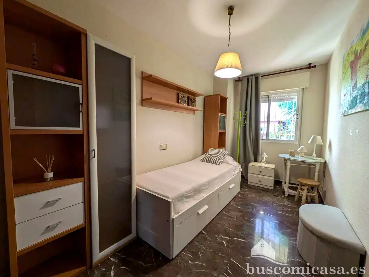 Piso de 80 m² en Linares
