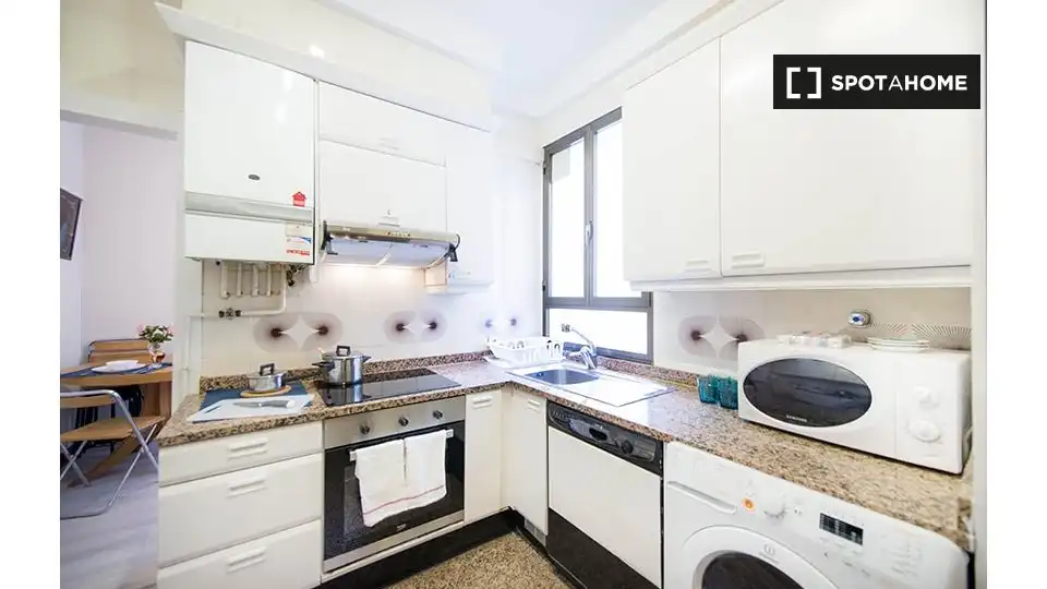 Habitación 145 m², Bilbao