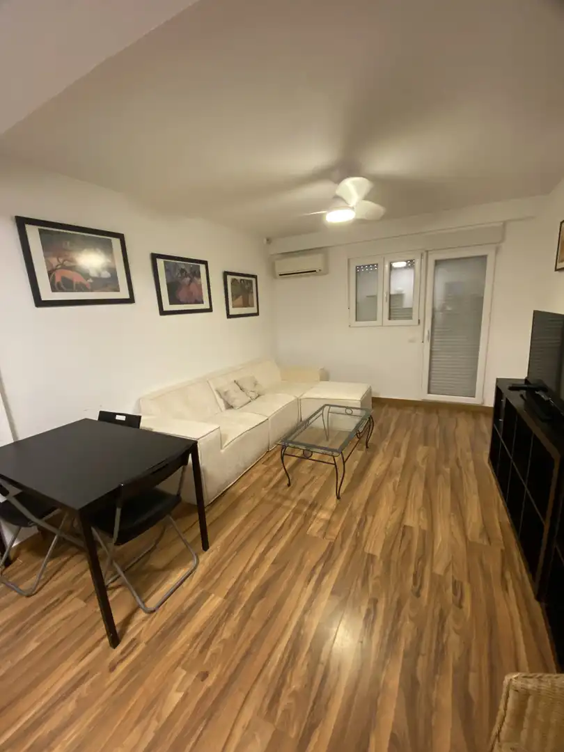 Piso de 85 m² en Almería