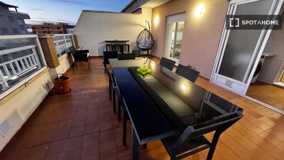 Habitación 120 m², Dénia