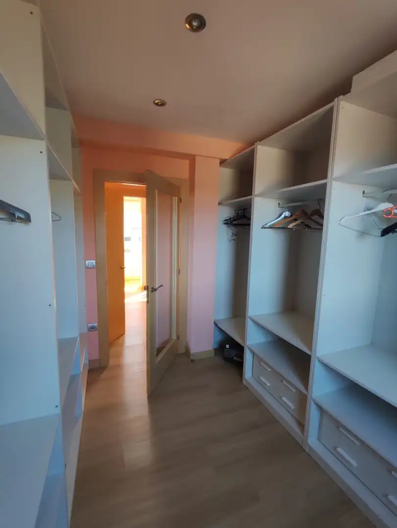 Wohnung 398 m² in Miengo