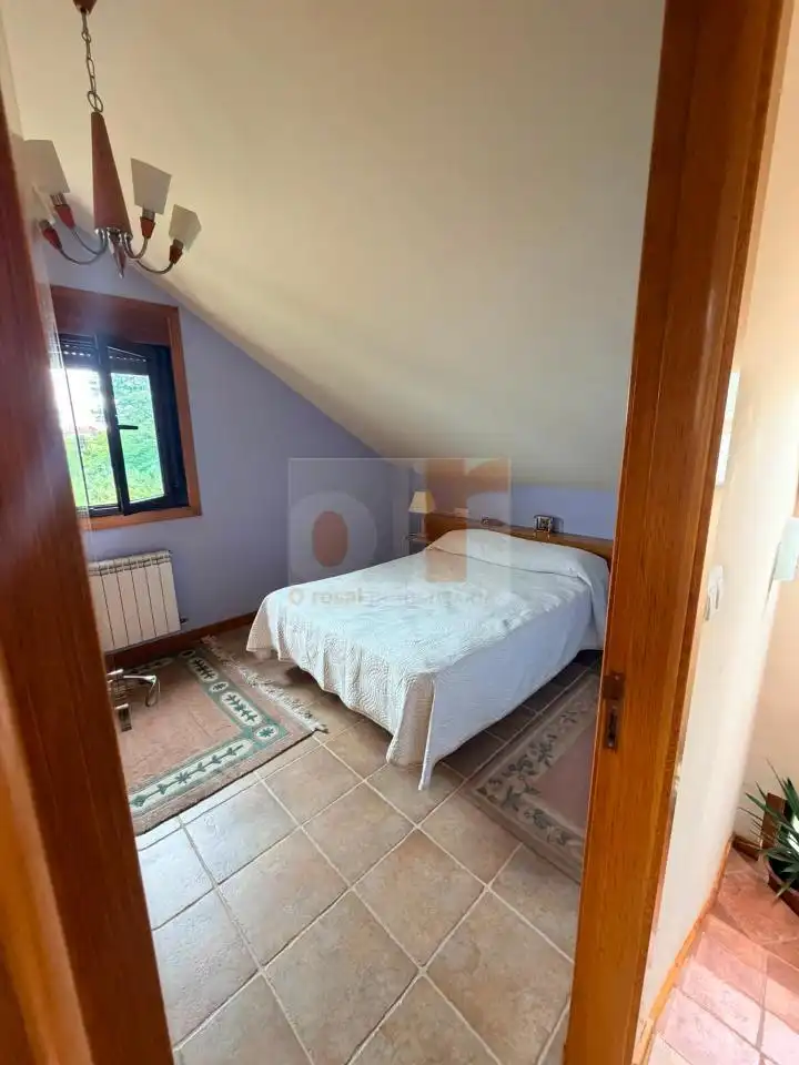 Piso de 130 m² en Moaña