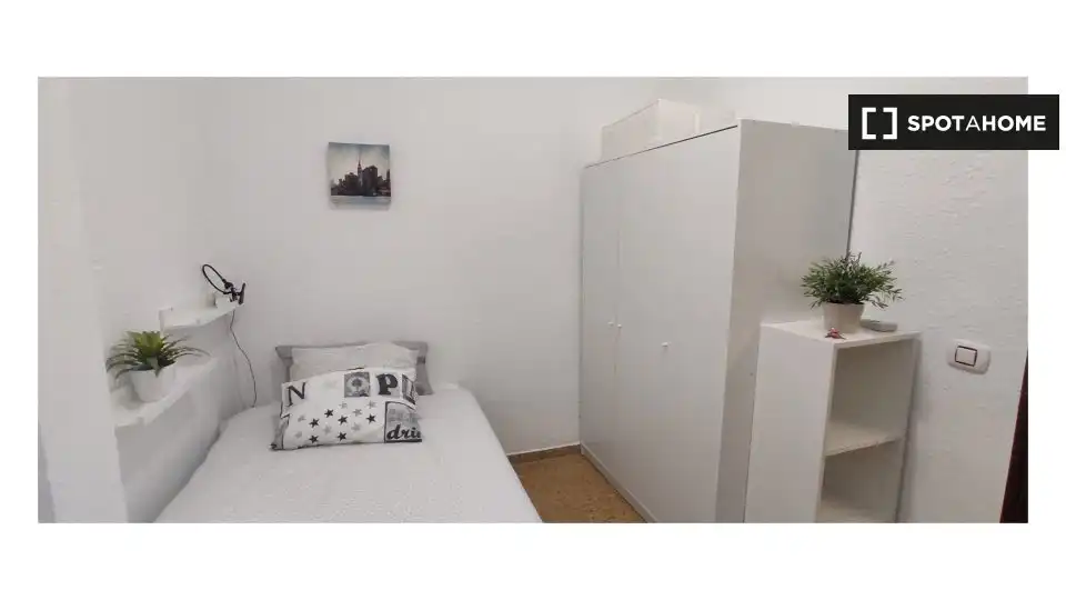 Habitación 150 m², Zaragoza