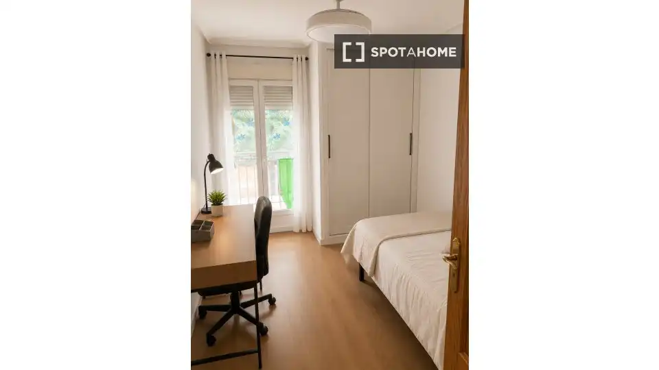 Habitación 104 m², Alicante