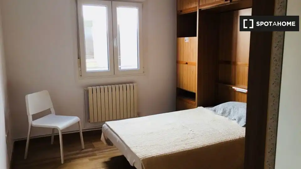 Habitación en alquiler, Pamplona