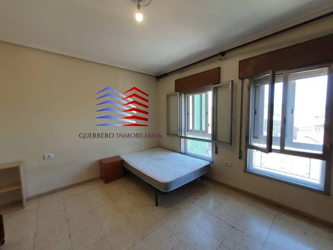 Piso de 130 m² en Ourense