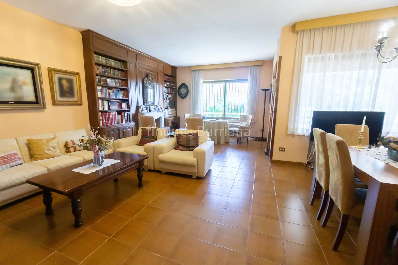 Piso de 265 m² en Almazora