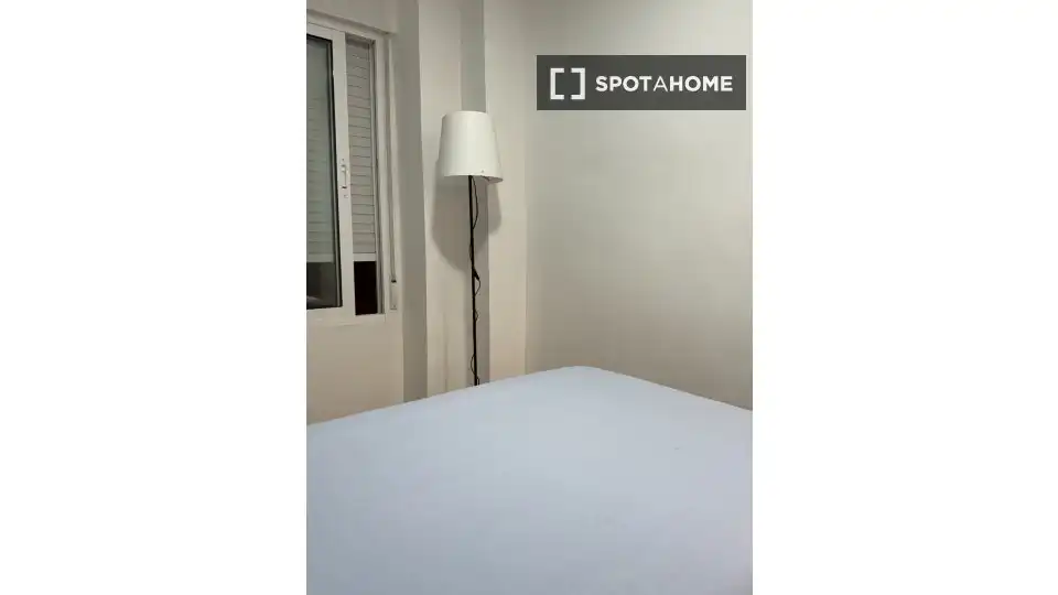 Habitación 120 m², Alicante