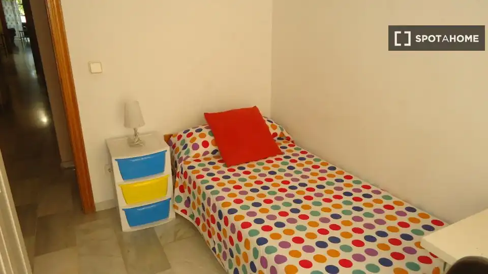 Habitación 138 m², Córdoba