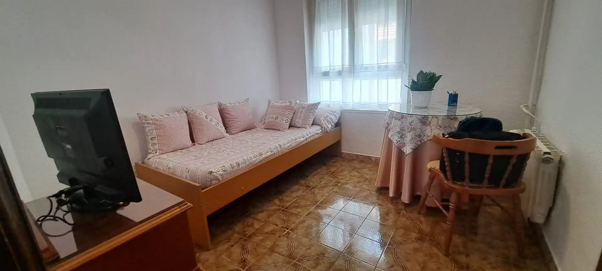 Pis de 100 m² a Àvila