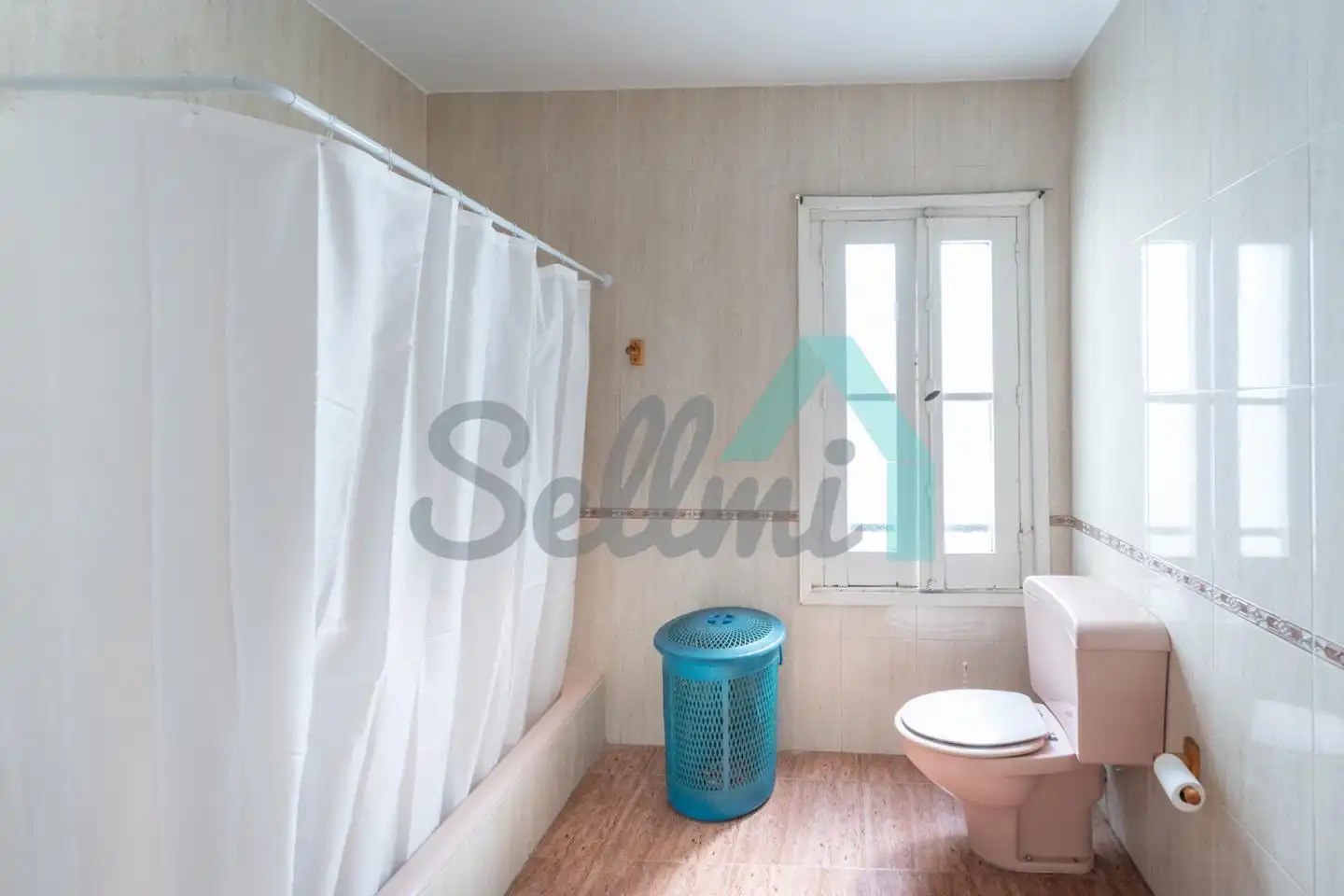 Piso de 212 m² en Oviedo