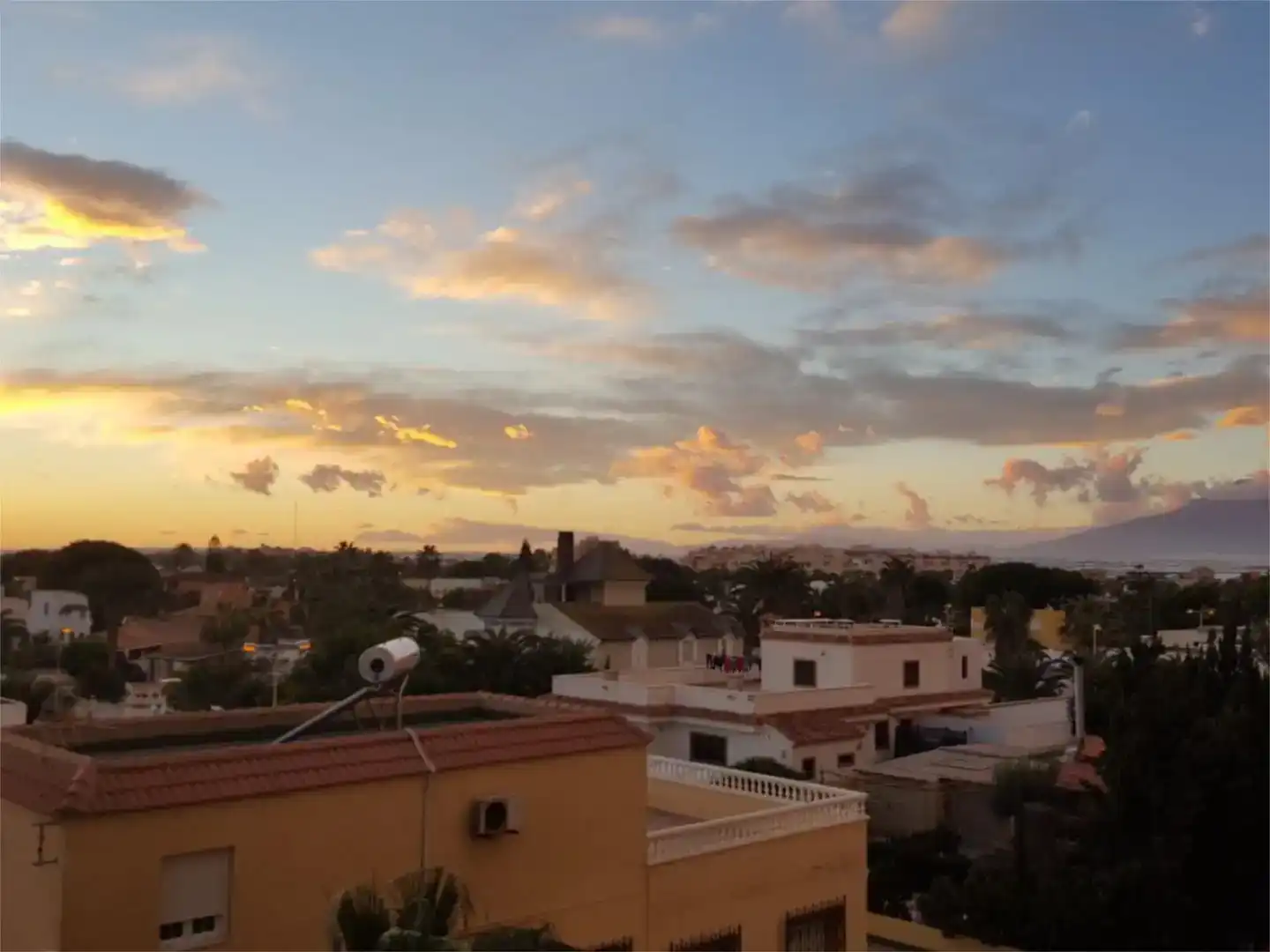 Piso de 80 m² en Roquetas de Mar