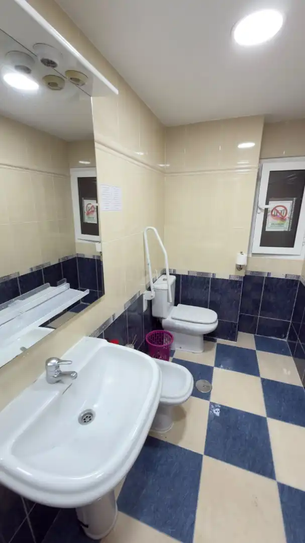 Habitación 108 m², Granada