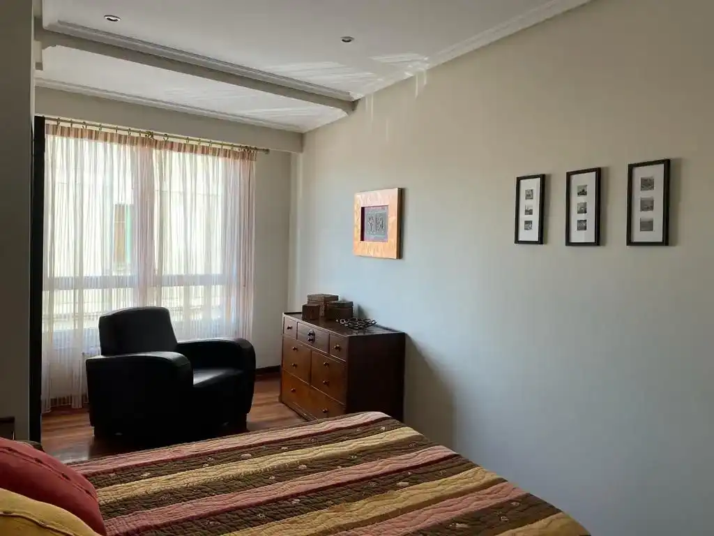Piso de 85 m² en Ourense