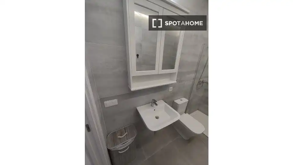 Habitación 69 m², Sevilla
