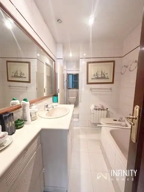 Piso de 210 m² en Bilbao