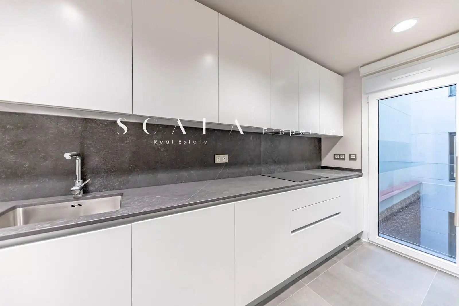 Appartamento 217 m² a Madrid
