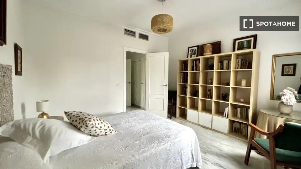 Habitación 127 m², Sevilla