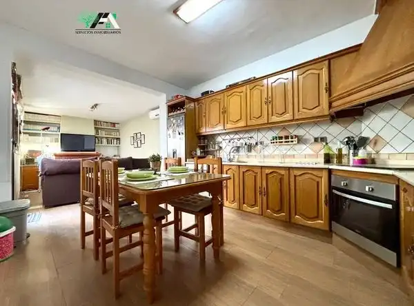 Casa de 217 m² en Baeza