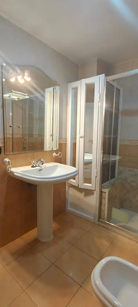 Habitación 186 m², Granada