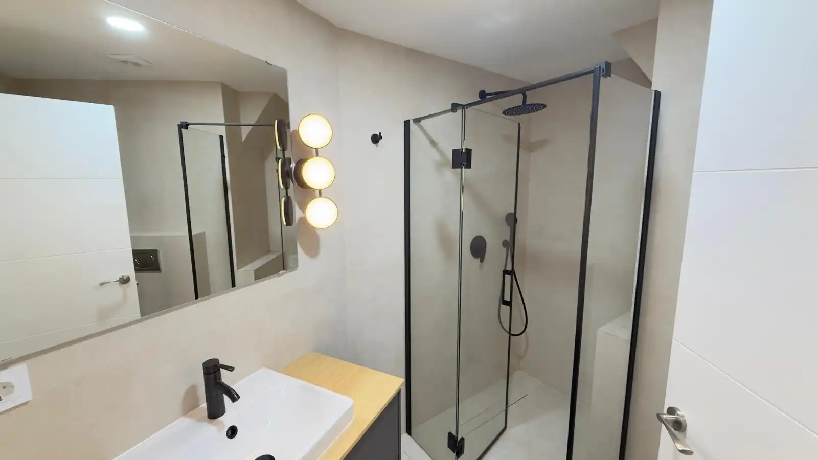 Квартира 110 м² у Alacant / Alicante