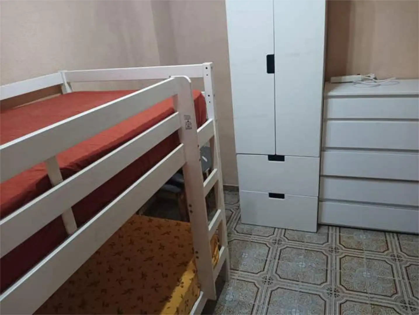 Habitación 100 m², Silla