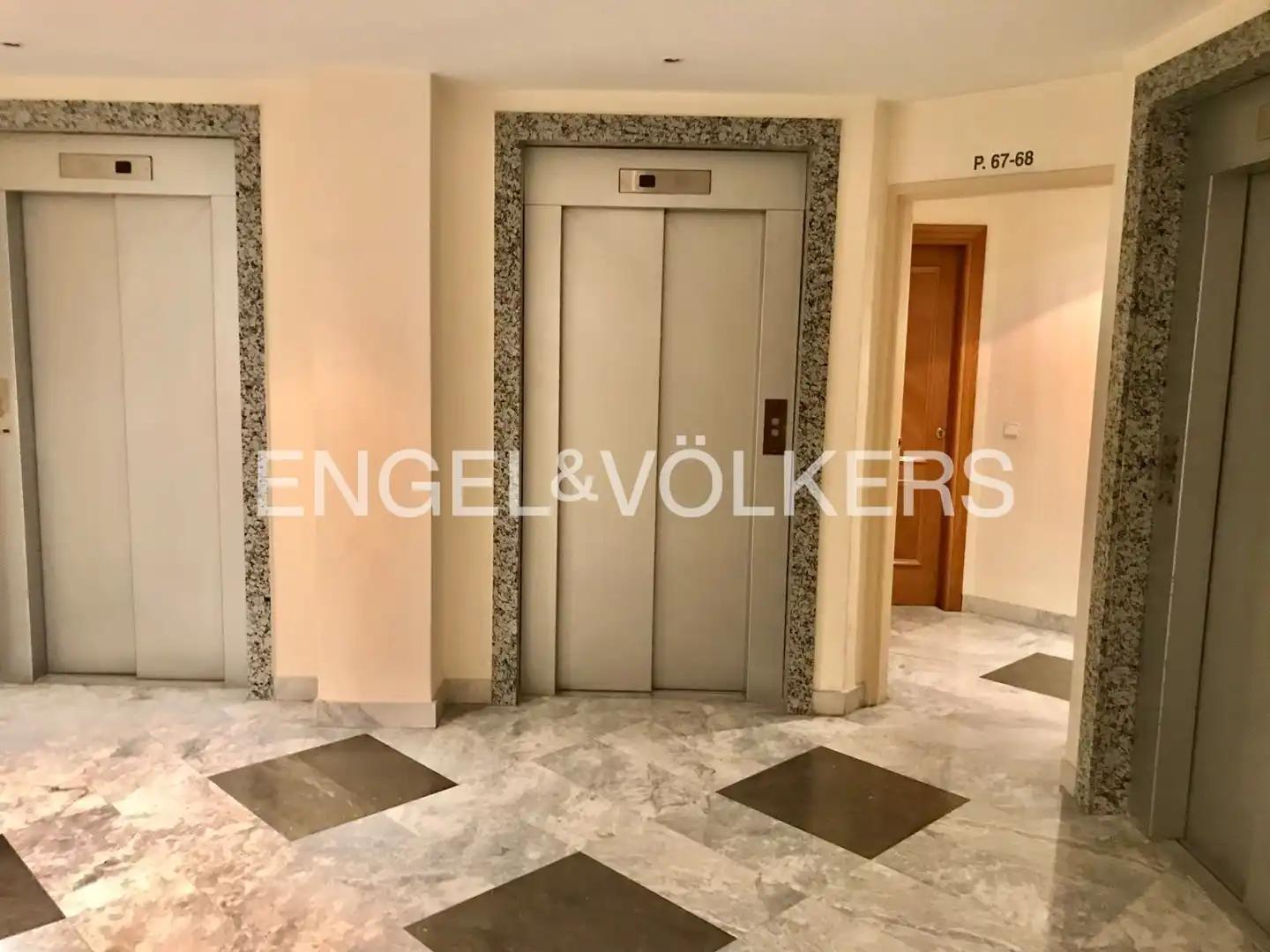 Appartamento 76 m² a Valencia