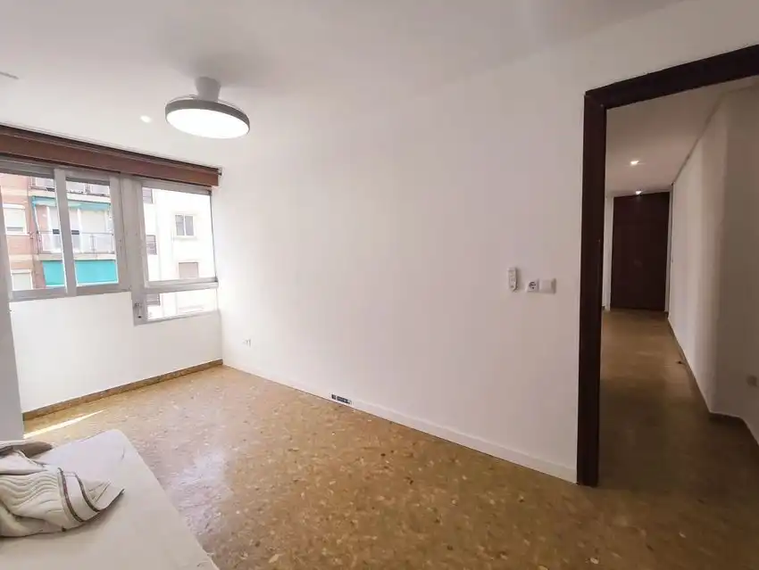Pis de 75 m² a València