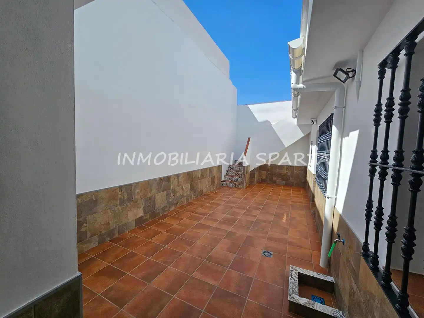 Casa de 153 m² en Villanueva del Ariscal