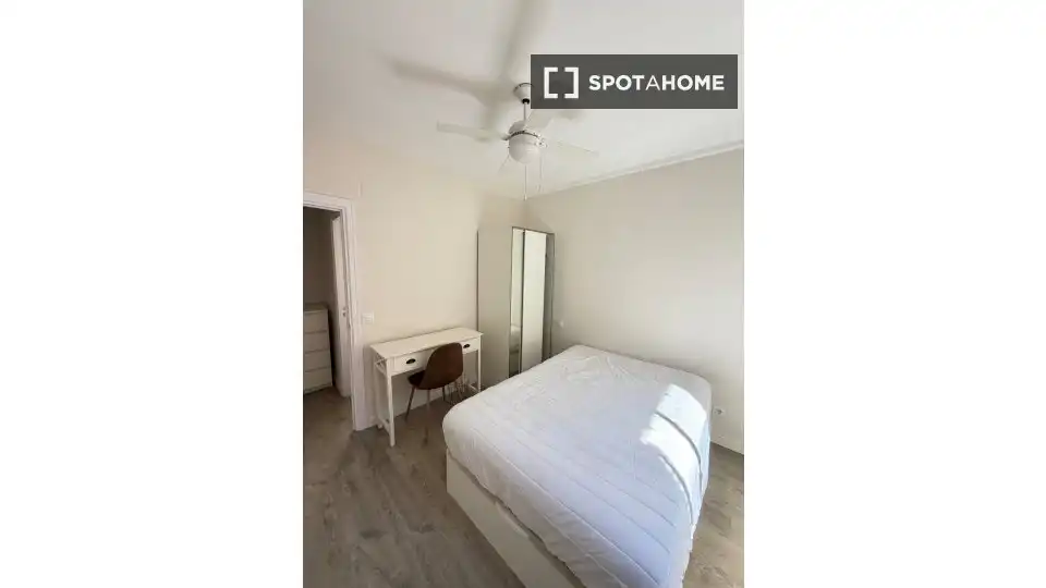 Habitación 100 m², Madrid