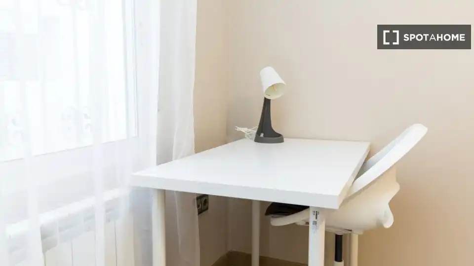 Habitación 92 m², Zaragoza