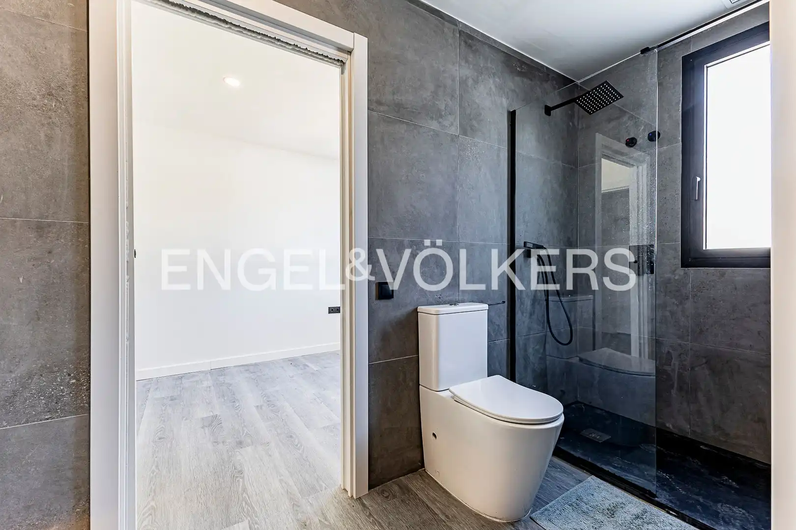 Casa de 300 m² a Pallejà
