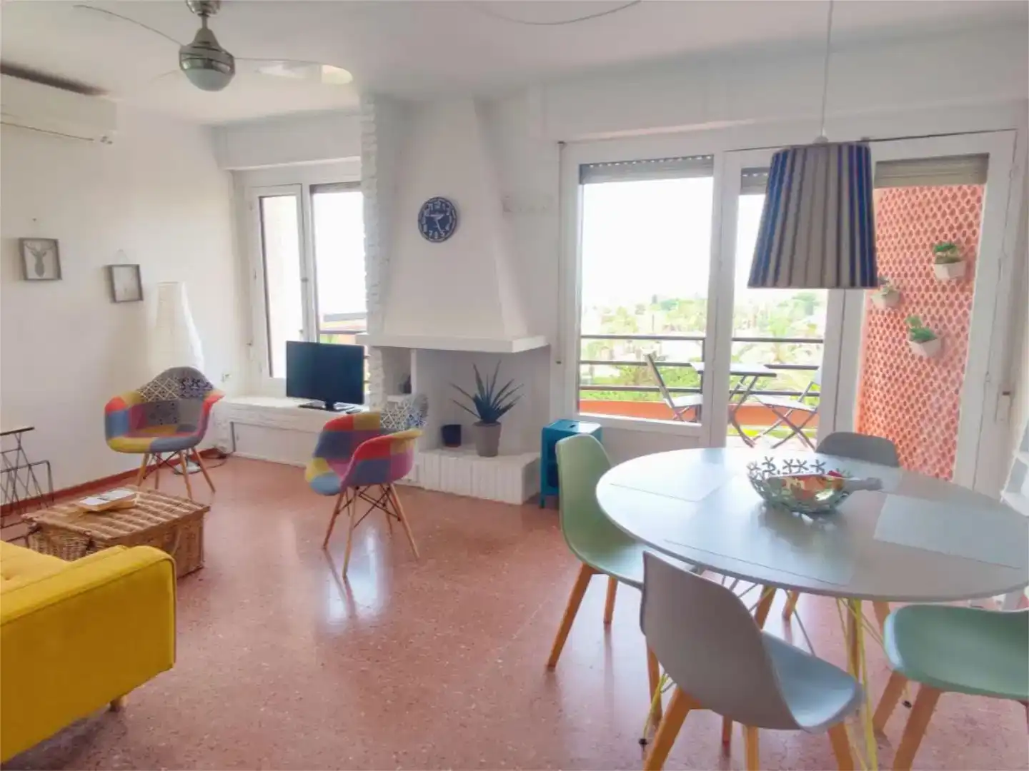 Wohnung 107 m² in Roquetas de Mar
