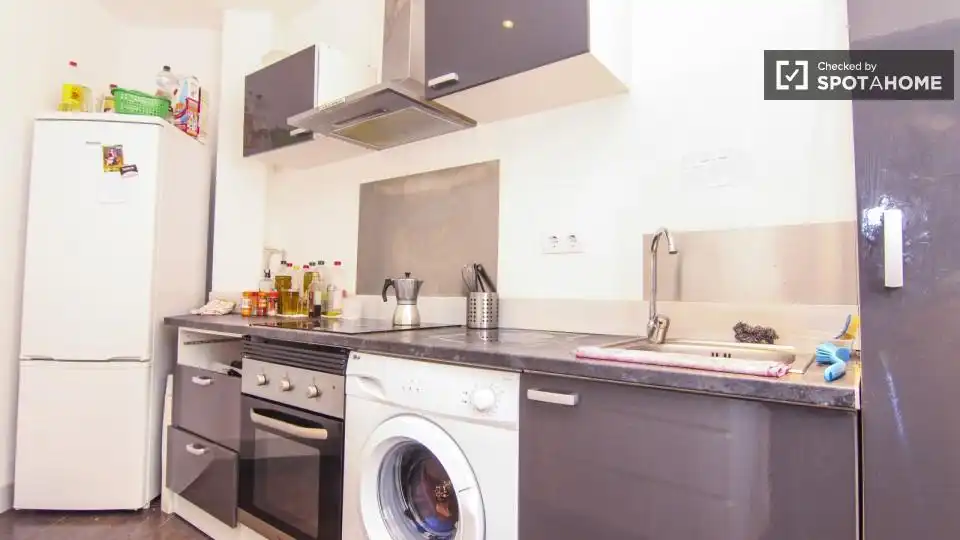 Habitación 100 m², Valencia