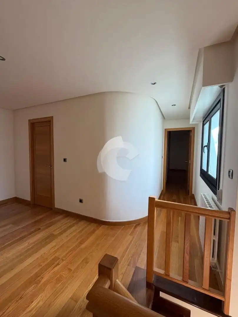 Pis de 130 m² a Ourense